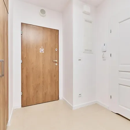 Apartment Krakowska 39 With Ac & Parking & Loggia Wroclaw By Noclegi Renters Exterior photo