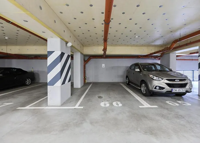 Apartment Krakowska 39 With Ac & Parking & Loggia Wroclaw By Noclegi Renters